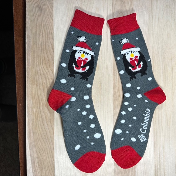 Columbia Women's 2 Pack Mid Weight Thermal Full Cushion Crew Socks - Picture 3 of 8